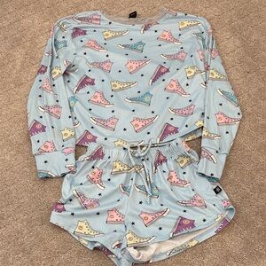 Pixielane size 7 Colorful Sneaker Print Pajama Set